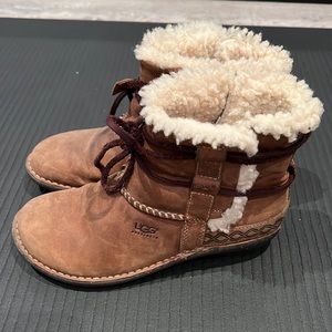 Ugg size 7 rustic brown boots